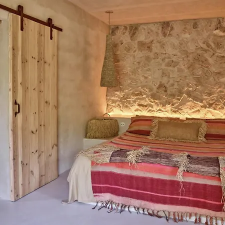 - New - Large Comfy Villa Marbella